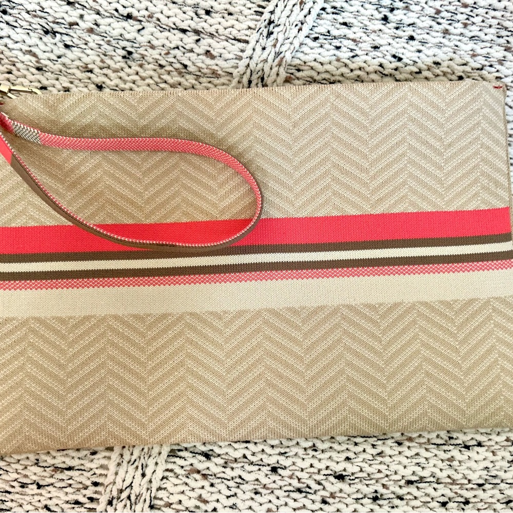 Rothy’s Tan and Pink Clutch